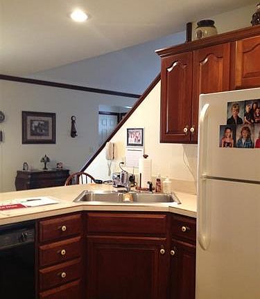 2nd image of 107 Village Ct #107
