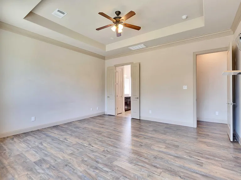 2500 Speidel Dr — Photo 30