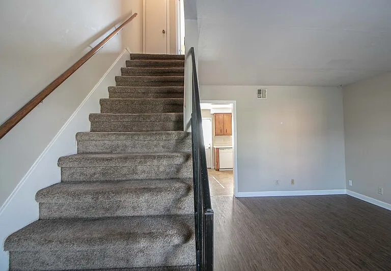 288-1 Northridge Dr — Photo 2