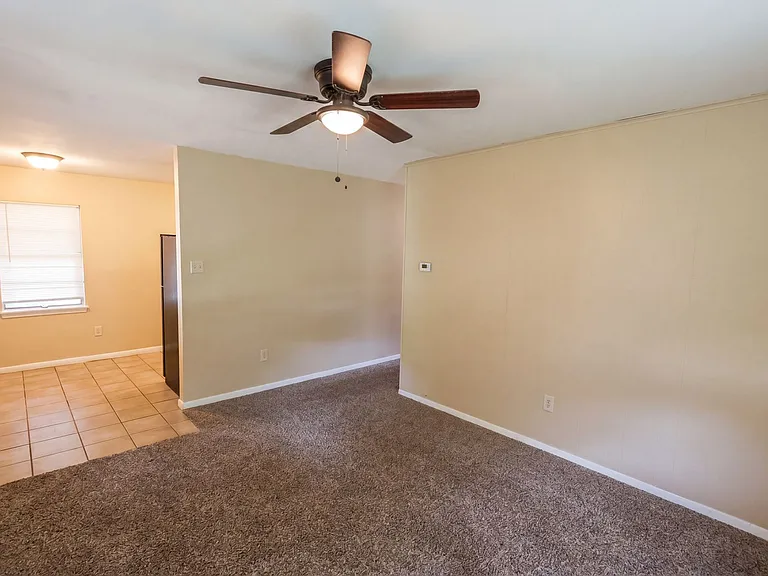 4600 Voss Dr — Photo 5