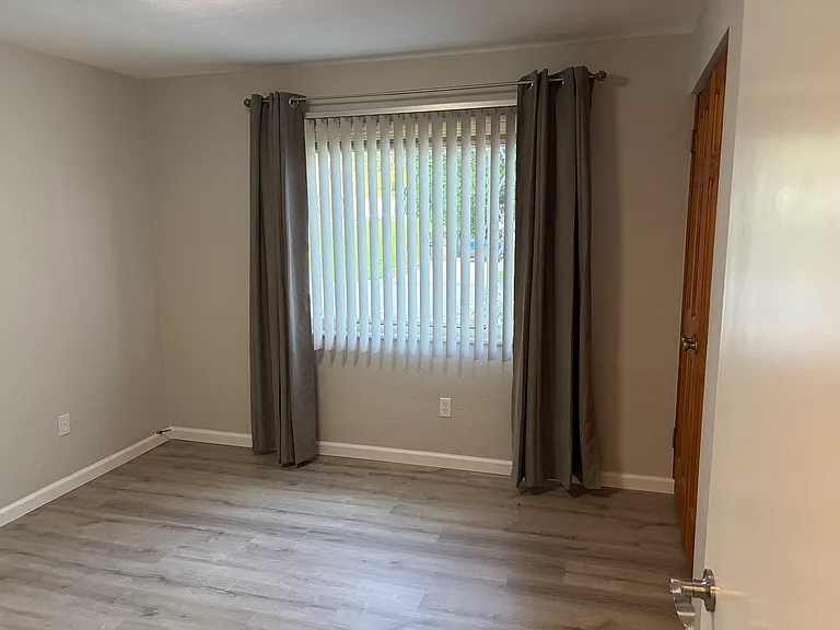 123 Danube Dr — Photo 11