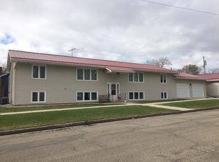 425 6th Ave NW #1, Valley City, ND 58072