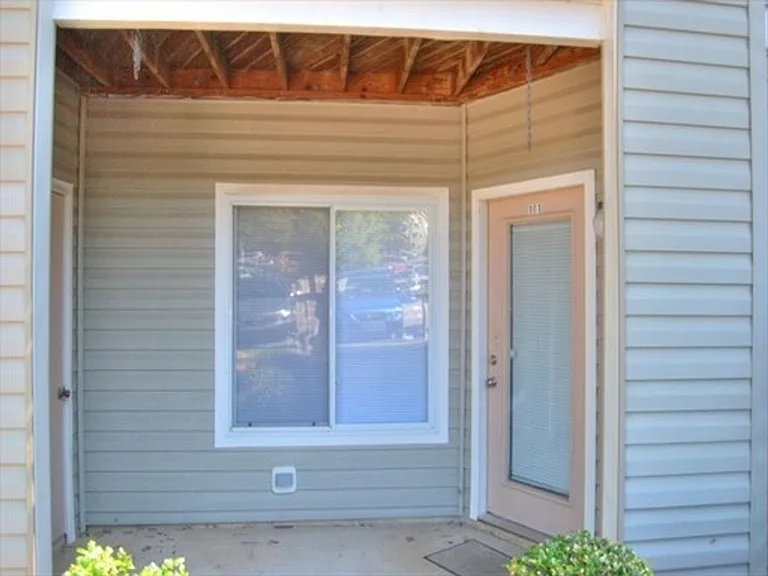 1241 University Ct #102 — Photo 3