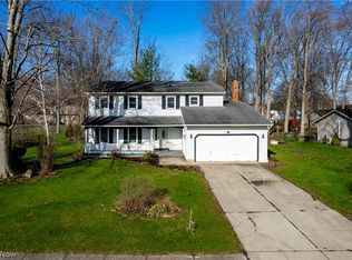 5922 Opal St, North Ridgeville, OH 44039