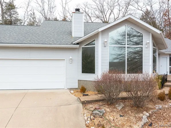 160 Regency Cove Dr, Lake Ozark, MO 65049