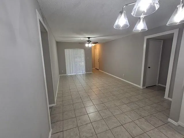 2 bed, 1.0 bath, 830 sqft, $1,775 — Photo 4