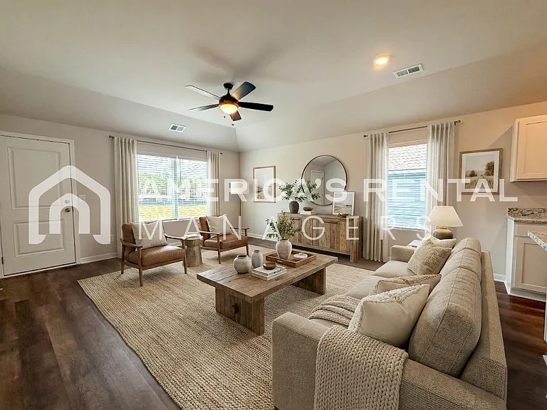 176 Dogwood St — Photo 10