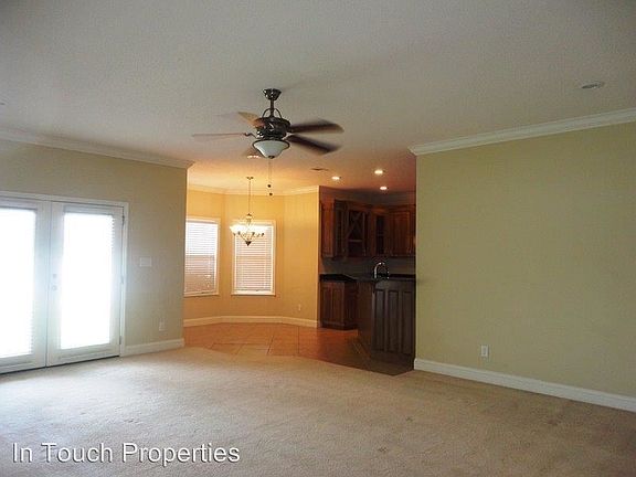 5th image of 4414 Wisteria Ln