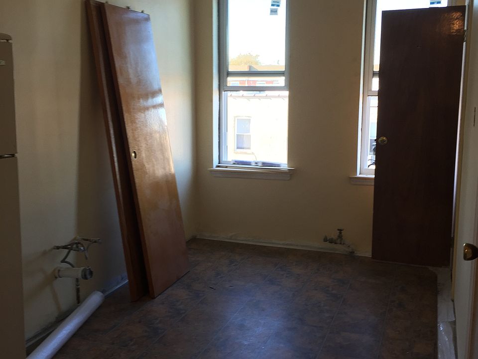 2nd image of 3264 48th St