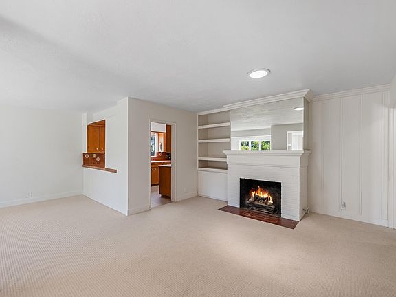 4th image of 3930 Foothill Rd