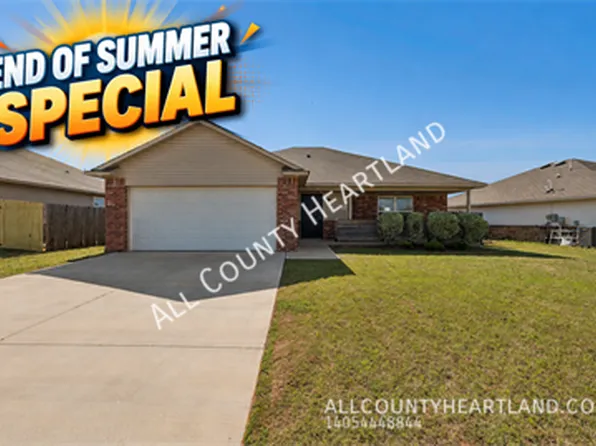 933 S Blackjack Ln, Mustang, OK 73064