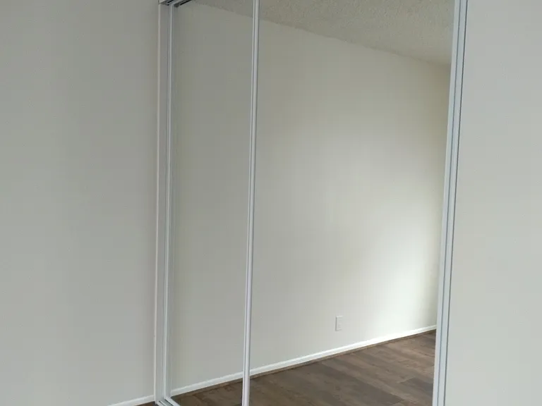 1134 W 22nd St #1 — Photo 3