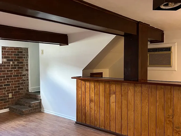 Newly Renovated 3 Bed, 2 Bath Near Campus — Photo 8
