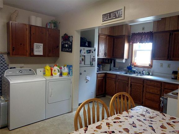 3rd image of 37 Homer Ave