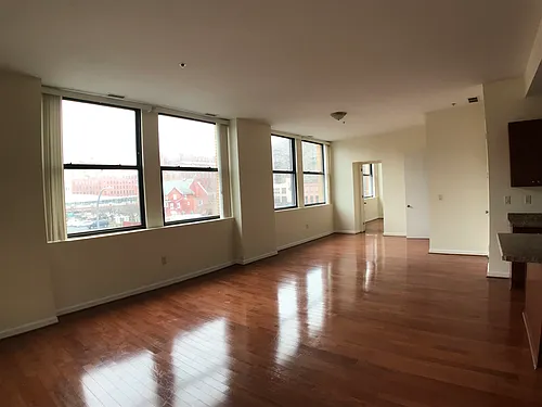25 Bittner St #401 Photo 1