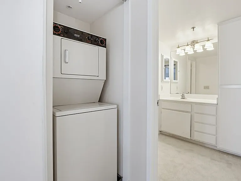18585 Caminito Pasadero #427 — Photo 9