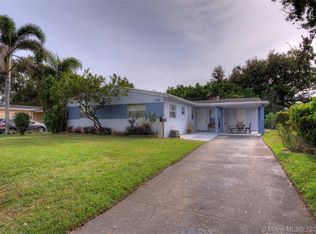 6610 Charleston St, Hollywood, FL 33024