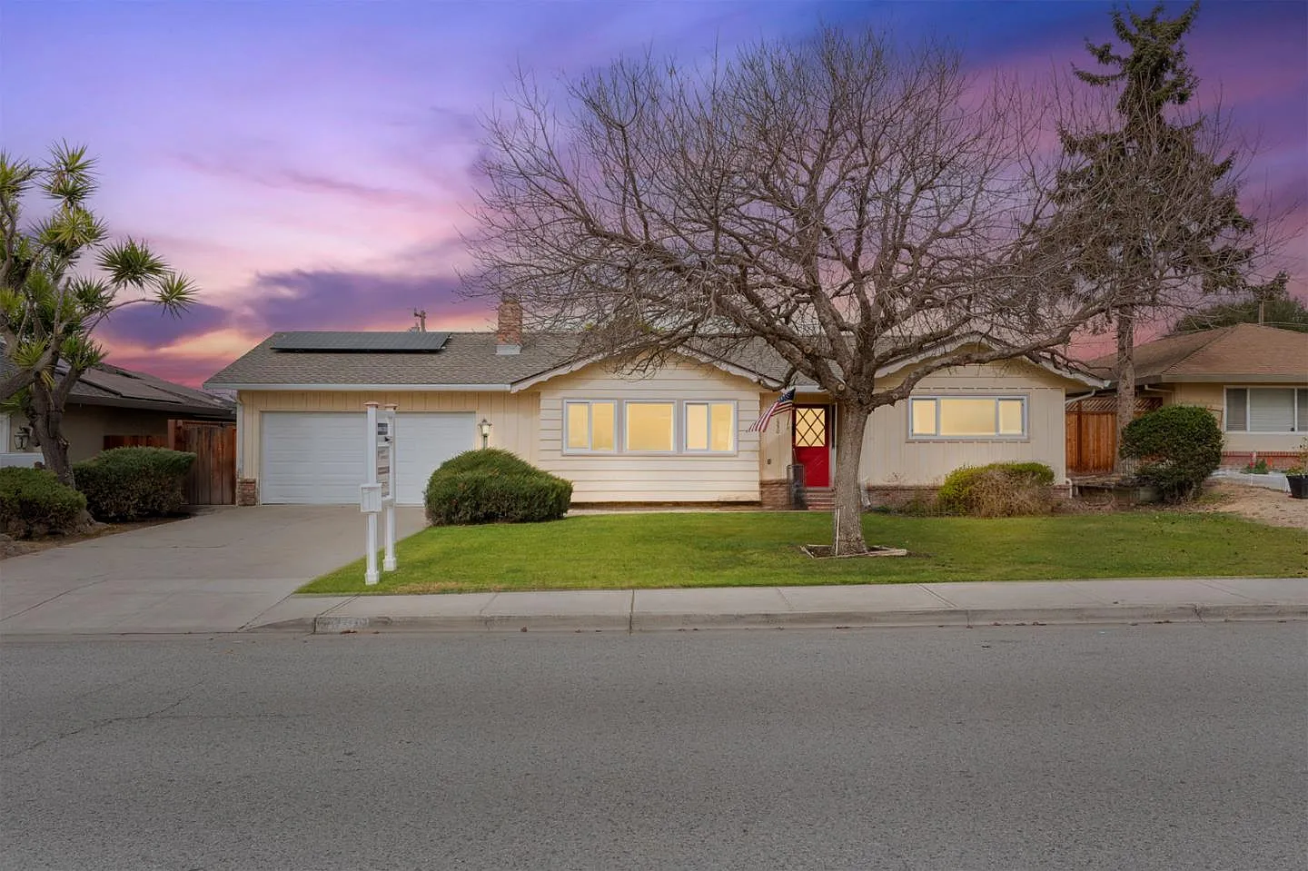 1330 Sunset Dr photo 1