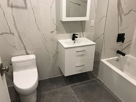 Rented by Nooklyn NYC LLC | media 44