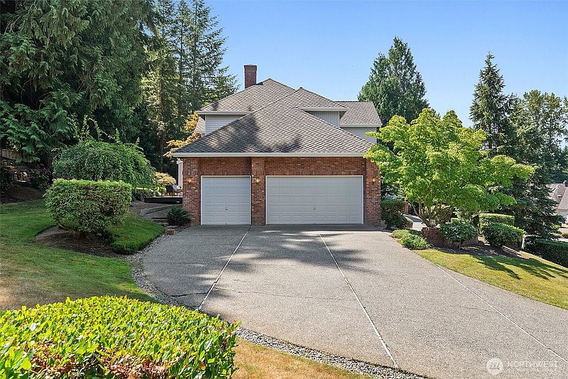 3rd image of 19611 NE 129th Way