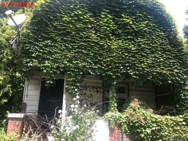 1st image of 1021 Wyoming St