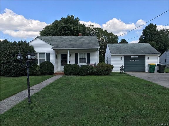 2nd image of 3009 Court Dr