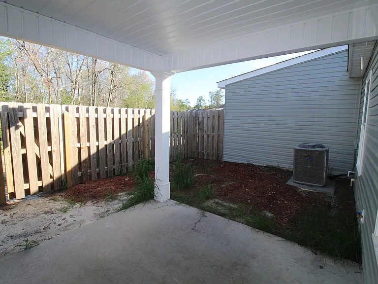568 Deerchase Ct — Photo 6