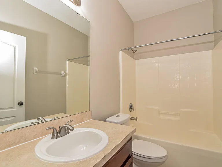 2061 Ribbon Falls Pkwy — Photo 15
