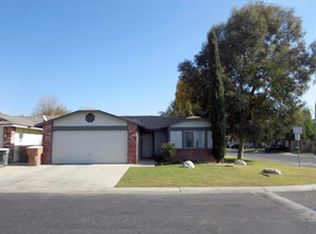 5824 Huntridge Ln, Bakersfield, CA 93313