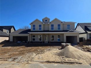 2617 Fairway Cir, Pea Ridge, AR 72751