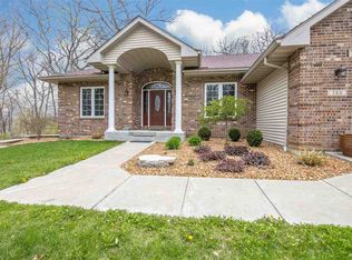 580 Lake Summerset Rd, Davis, IL 61019