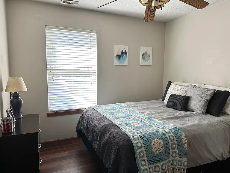 4327 Hadley Ct — Photo 8