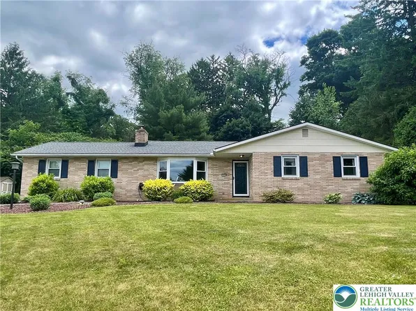 6278 Glen Rd, Coopersburg, PA 18036