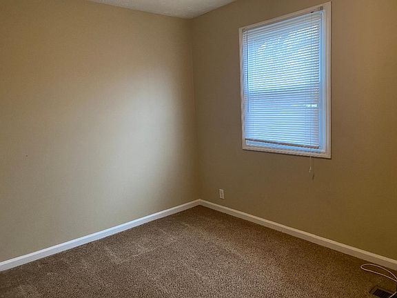 5th image of 214 S Madison Ave #6