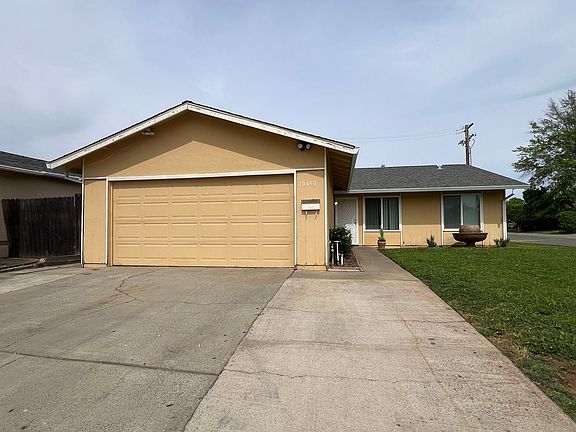 3rd image of 10450 Reymouth Ave