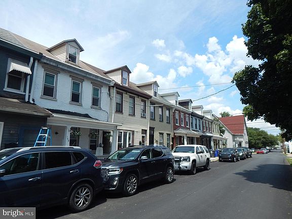 3rd image of 169 N Franklin St