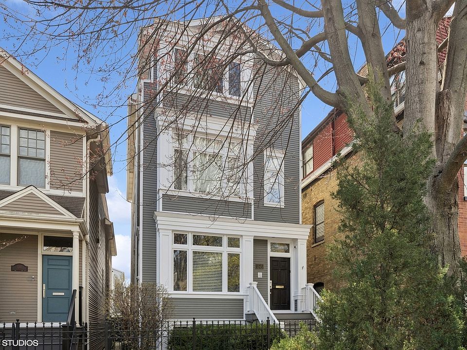1st image of 1245 W Wellington Ave
