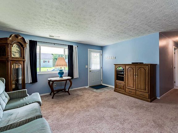 4th image of 5433 Whitmore Dr