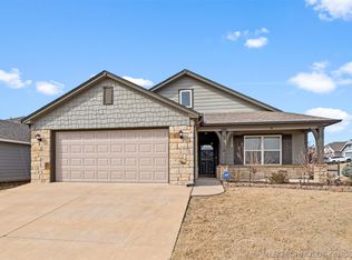 11314 N 147th East Pl, Owasso, OK 74055