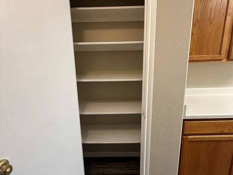 203 Marvin Cv — Photo 14