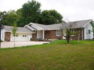 52 W Alton Cir, Rogers, AR 72756