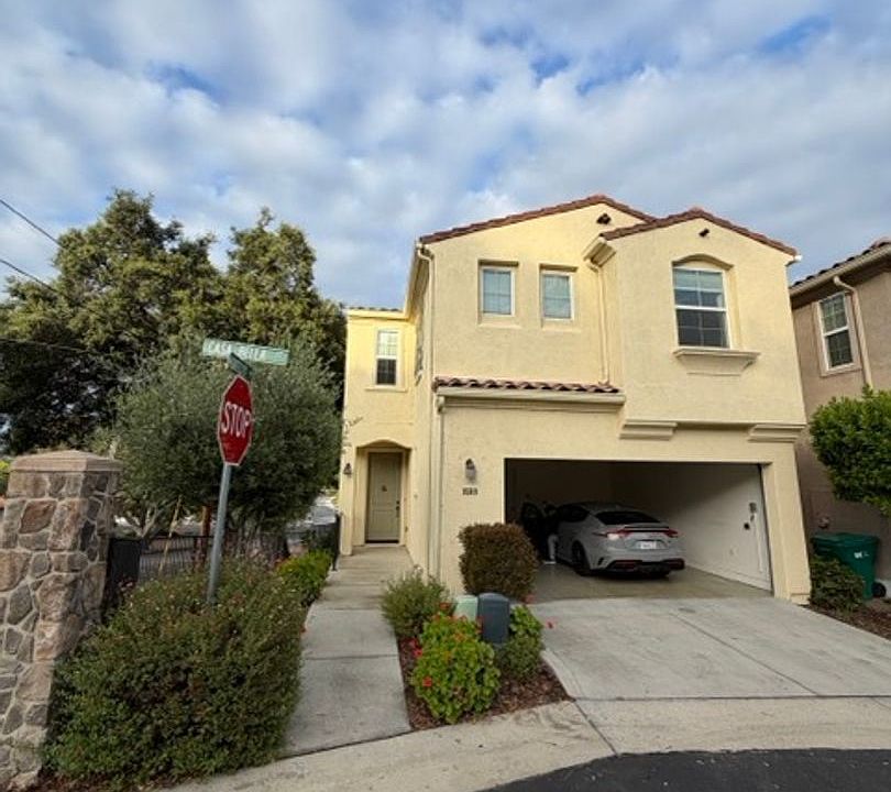 1st image of 9580 Casa Bella Ct