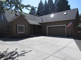 414 Cherry Dr, Eugene, OR