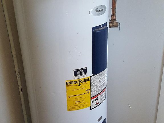 2nd image of 105 Cedar Dr