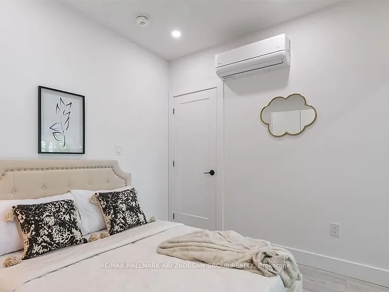 16 Minto St #2 — Photo 18