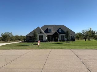 660 Prairie Timber Rd, Burleson, TX 76028