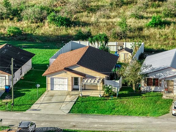 2nd image of 3512 Ellington Ave