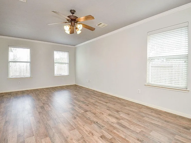 24718 Cobble Canyon Ln — Photo 15