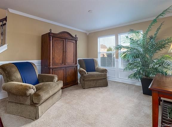 3rd image of 336 Farm Springs Dr