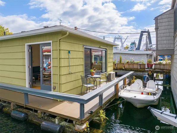 2017 Fairview Avenue E #O, Seattle, WA 98102